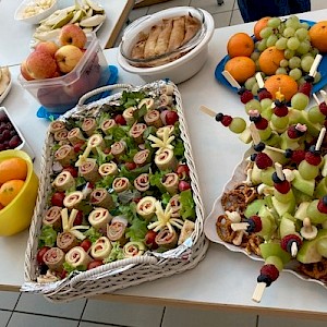 Leckeres Büfett in der Aula